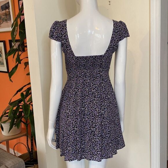 UO Finnigan Floral Mini Dress Size XS - Picture 6 of 13